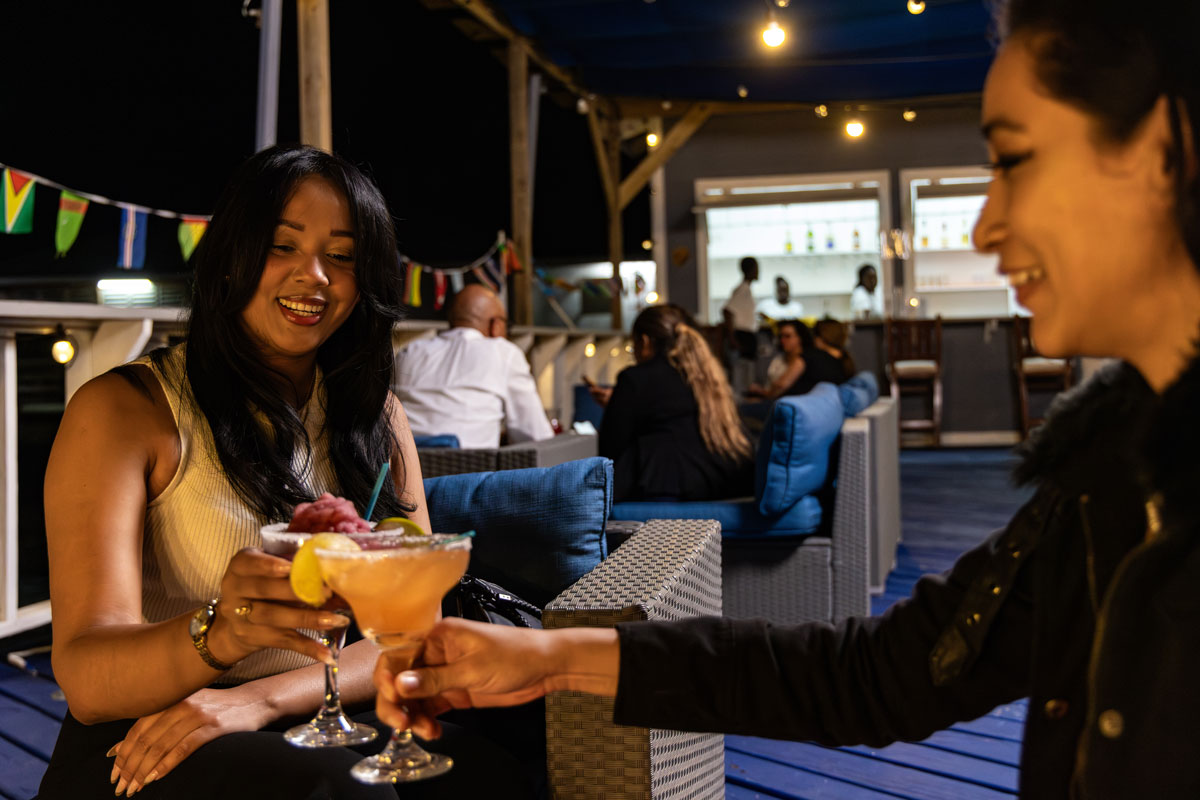 Alfresco Tapas Waterfront Lounge